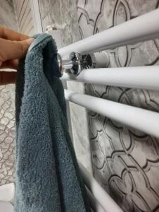 Havlupan Radyatör Askısı, Banyo Askısı, Bornoz Askısı, Kolay Kurulum, Havlu Kıyafet Askısı, Banyo Kurutmalık (Krom)