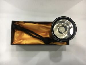 Beyaz LED Işıklı Mini Fener D35