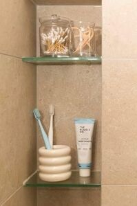 Toothpaste Adult Sensitive 75 ml Hassas Dişler Için Diş Macunu 75 Ml, Hassas Dişler Için Özel Olarak Tasarlanmış Diş Macunu - Diş Minesini Yatıştırır, Korur ve Güçlendirir