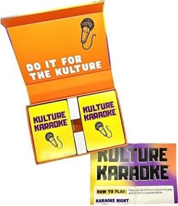 Kulture Karaoke Karoke: Karoke, 2+ Oyuncu Için Size Şarkı Fikirleri ve Eğlenceli Kategoriler Vermek Için Bu Kartlarla Oyununuza Veya Gecenize Yardımcı Olun, 14 Yaş Üstü