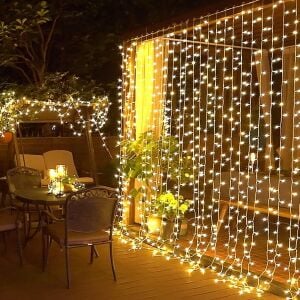 Senon Perde LED Işık 8 Fonksiyonlu Sarı Işıklı Dekoratif Aydınlatma Balkon Veranda Dekorasyonu Fişli Eklenerek Uzatılabilir (2x2 Metre)