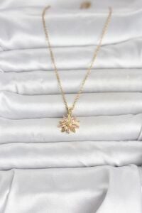 316L Çelik Zincir Gold Renk Pembe Papatya Model Kadın Kolye