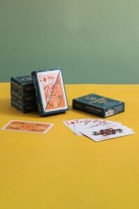 Kırmızı Pvc Plastik Su Geçirmez Iskambil Poker Oyun Kağıdı RD60KR