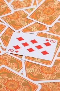 Kırmızı Pvc Plastik Su Geçirmez Iskambil Poker Oyun Kağıdı RD60KR