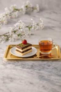 Paslanmaz Çelik Sunum Tepsisi, Dikdörtgen, Gold, 33X18 Cm, Düz, Çay Kahve Tatlı Sunumu, 1 Adet