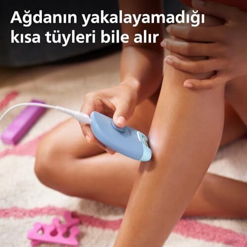 Epilasyon Cihazı, Taşınabilir Kompakt Tasarım, LED Işıklı Yıkanabilir Başlık, Masaj ve Tıraş Başlığı, Peeling Eldiveni Hediyeli, 4 Haftaya Kadar Pürüzsüzlük, Açık Mavi Renk, BRE247/05