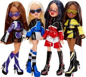 Bratz Scorchin' Yasmin Moda Bebek Aksesuarları ile