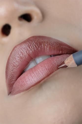 Uzun Süre Kalıcı Dağılma Yapmayan Nemlendirici Dudak Kalemi - Lipliner Pencil 21 Chocolate