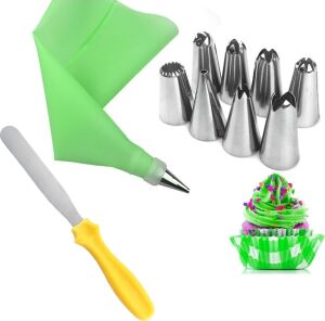 9 Parça Pasta Süsleme Seti, Krema Sıkma Torbası, Dekorasyon Duyu ve Spatula