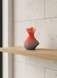 Kalp Tasarımlı Modern Dekor Vazo 15 cm Şık ve Estetik Görünüm