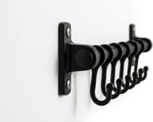 6 Kancalı Duvar Askısı Siyah Metal Askılık – Yapışkanlı ve Vidalı Montaj Seçeneği, Çok Amaçlı Fincan Askısı, Mutfak Banyo Kapı Arkası Askılık, Havluluk, Anahtarlık Organizer 50 cm