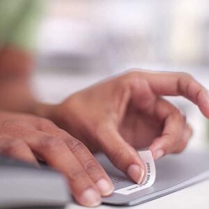 Dymo S0718040, Yüksek Performans Esnek Naylon (12 mm x 3,5 Mt), Siyah/beyaz (16957)