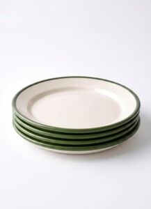 4'lü Emaye Servis Tabağı Seti - 25 cm Krem Renkli Yeşil Kenarlı Yemek Tabağı Takımı -  Nostaljik Tasarım, Dayanıklı ve Sağlıklı Mutfak Gereçleri - Kamp ve Ev Kullanımına Uygun