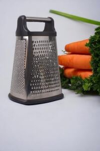 4 Taraflı Paslanmaz Çelik Rende, Dikdörtgen Kaydırmaz Tabanlı Tutacaklı Paslanmaz Çelik Rende (22CM*14CM*12CM)