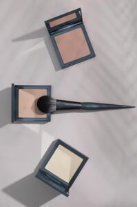 Kompakt Pudra - 12 Saate Kadar Kalıcılık - -Nötr Cilt Alt Tonu - Compact Powder 10 Soft Desert