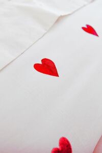 Heart Tek Kişilik Çarşafı Lastikli Kalpli Nevresim Takımı Kırmızı