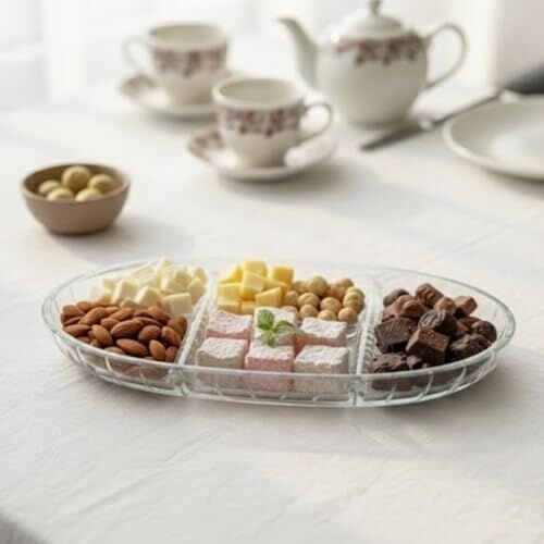 Şık Tasarımlı 3 Bölmeli Cam Kahvaltılık – 27X15 cm Dayanıklı Servis Tabağı, Çok Bölmeli Sunum Kabı, Çizgili Desen Modern Cam Meze ve Atıştırmalık Tabağı
