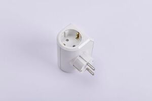 Yonca Plus Beyaz Üçlü Topraklı Priz Çarpma Karşıtı