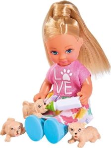 Evi Köpeği ve 3 Yavrusu SMB-105733072
