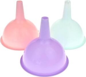 - Karışık Renkli Huni No 3 En:15 cm Boy:15 cm