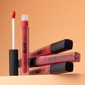 Velvet Blur Tint Kadife Bitişli Nemlendirici Mat Ruj - 04 Red - Pembe