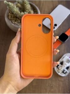 Kadife Yüzeyli Magsafe Premium Kılıf SOOCASE691 Turuncu iPhone 16 ile Uyumlu