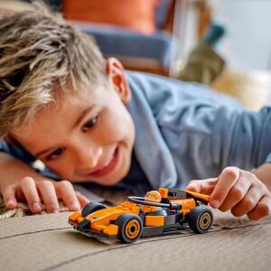 LEGO City Mclaren Yarış Arabalı F1 Sürücüsü 60442