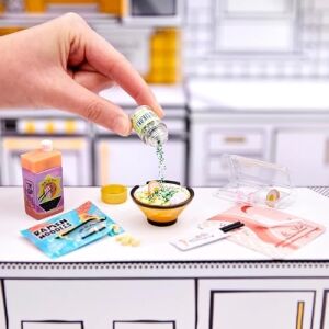 Mga's Miniverse Make It Mini Food Diner Serisi 2 Mini Koleksiyon - Kör Ambalaj, Kendin Yap, Reçine Oyun, Replika Yiyecek, Yenilebilir Değil, +8 Yaş