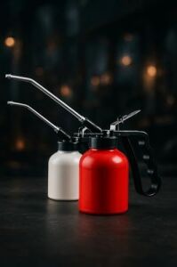 Plastik Yağdanlık, Metal Uçlu, Endüstriyel Yağlama Şişesi, Makine Yağı, Ince Akıtma Uç, Sızdırmaz Kapak, Otomotiv, Cnc, Bakım Yağlık, Dayanıklı Plastik, Kontrollü Akış, Ergonomik Tutuş (300 Cc)