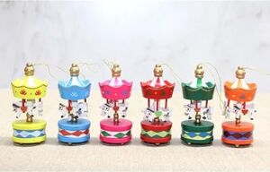 Senon 6'lı Mini Atlı Karınca Noel Ağaç Süsü Renkli Ahşap Geleneksel Tasarım Çocuk Odası ve Yılbaşı Süslemesi Için Dekoratif Hediyelik (6 Renk Karışık)