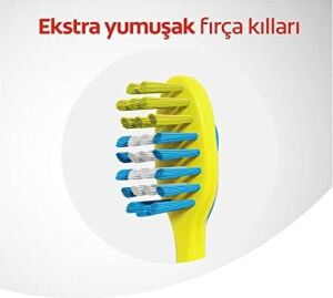Minions 6+ Yaş Vakumlu Yapışkan Sap Ekstra Yumuşak Çocuk Diş Fırçası