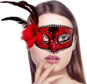 Kırmızı Yandan Tüylü Güllü Taşlı Pullu Maske