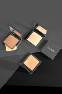 Kompakt Pudra - 12 Saate Kadar Kalıcılık - Nötr Cilt Alt Tonu - Compact Powder 07 Tinted Ivory