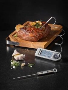 Barbekü Gurme Termometre 25066- Paslanmaz Çelik, Dijital Işıklı Göstergesi ile -20/+200 Derece Arasında Pişirme Ölçümü, 5 Saniyede Hızlı Ölçme, Uzunluk 47 cm