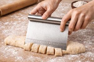 Paslanmaz Çelik Hamur Kesici ve Kazıyıcı, Ölçü Çizgili Hamur Bölücü Spatula