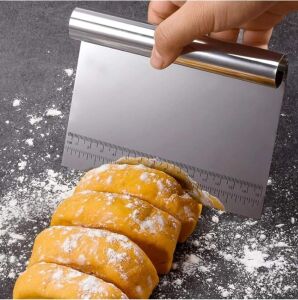Paslanmaz Çelik Hamur Kesme ve Kazıyıcı Spatula Ölçü Çizgili Pasta Kek Kesici Aparat