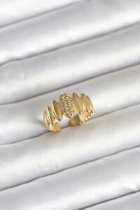 316L Çelik Gold Renk Zirkon Taşlı Vintage Model Kadın Yüzük