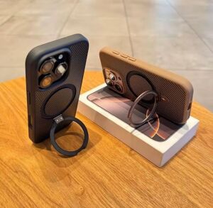 iPhone 17 Pro Max ile Uyumlu Standlı Manyetik Özellikli Premium Carbon Yüzey Telefon Kılıfı
