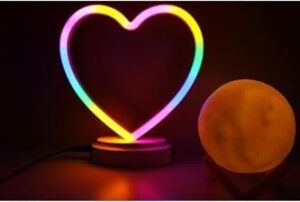Işık KASABASI(107) Neon Kalp ve 3 D LED Sarı Küre Gece Lambası Sarı