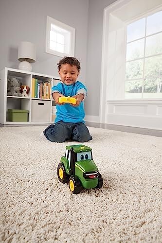 Tomy Jd Rc John Deere Uzaktan Kumandalı Traktör