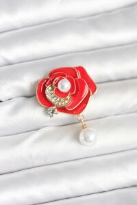 Kırmızı Gül Incili Model Broş