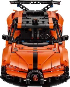 LEGO Technic Bugatti Chiron Pur Sport Hiper Araba 42222