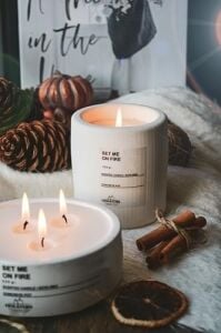2'li Beton Saksı Içinde Lavanta Kokulu Soya Wax Mum Seti Dekoratif Hediyelik (Beyaz)