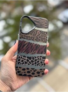 iPhone 16 ile Uyumlu Kılıf Leopar Desenli Kahverengi Çizgili Metalik Hassas Tuş Butonlu Kamera Kenarları Yükseltilmiş Çıkıntılı Korumalı Arka Kapak