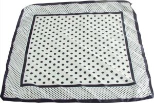 Benekli Zr Saten Fular 50*50 cm