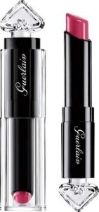 Guerlain La Petite Robe Noire Lips 067 Cherry Cape Ruj 1 Paket (1 x 2.8 G)
