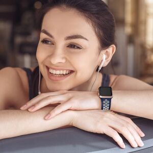 Apple Watch Seri 1/2/3/4/5/6/7/8/se Ile Uyumlu Delikli Silikon Kordon Kayış 38-40-41 mm (Lacivert - Beyaz)