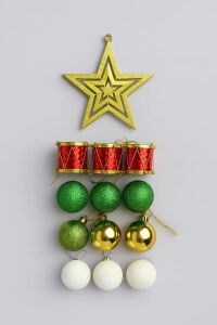 Yılbaşı Ağacı Süsü Noel Süsleri Gold Yıldız, Yeşil Beyaz Toplar Yılbaşı Hediyeleri 10 Adet