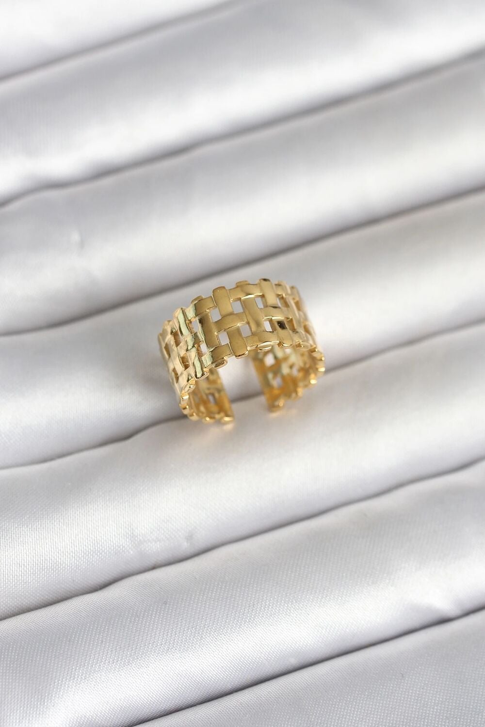 316L Çelik Gold Renk Hasır Model Kadın Yüzük