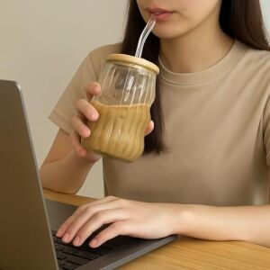 Kahve Bardağı Isıya Dayanıklı Ice Latte Bardak Kahve Kokteyl Cam Sunum Bardağı Meşrubat Kapaklı Bardak 400ML (Tek, Adet, 1)